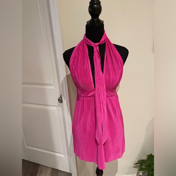 Sincerely Jules Fuscia dress. - Picture 10 of 11